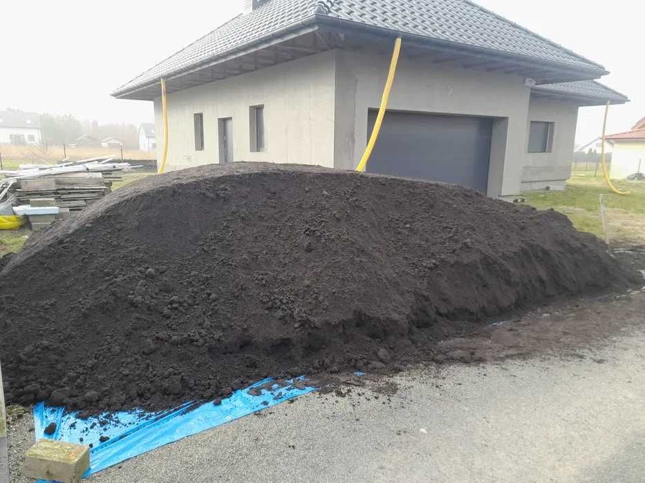 Czarnoziem, ziemia trawnikowa