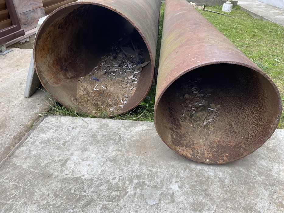 Продаж двох металевих труб. Самовивіз!