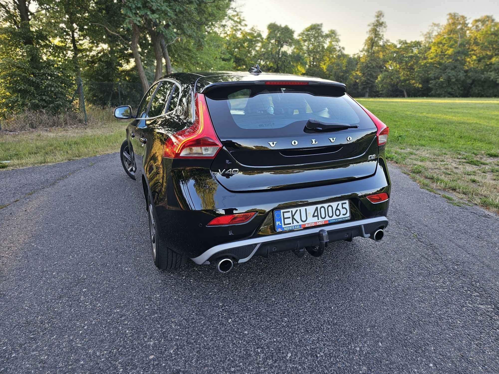 Sprzedam Volvo V40 2.0 diesel 120km wersja R-design