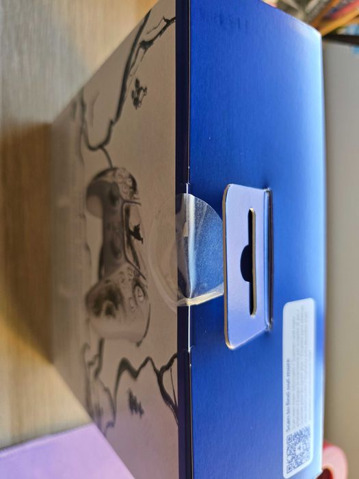 DualSense - Ghost of Yotei Black Limited Edition