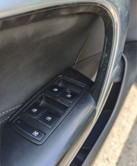 Opel Insignia продам