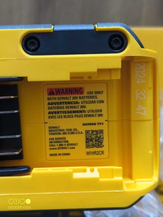 Dewalt DCF850 20V Max безщітковий гвинтоверт, ударний шуруповерт