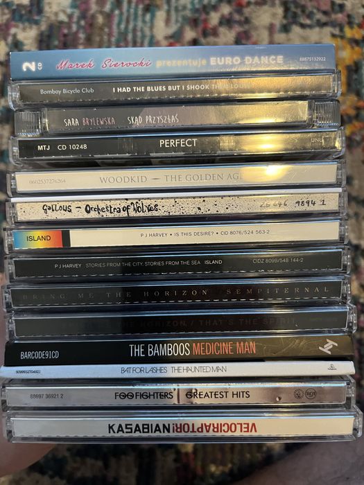 14 płyt CD Kasabian Bring me the Horizon PJ Harvey Foo Fighters i inne