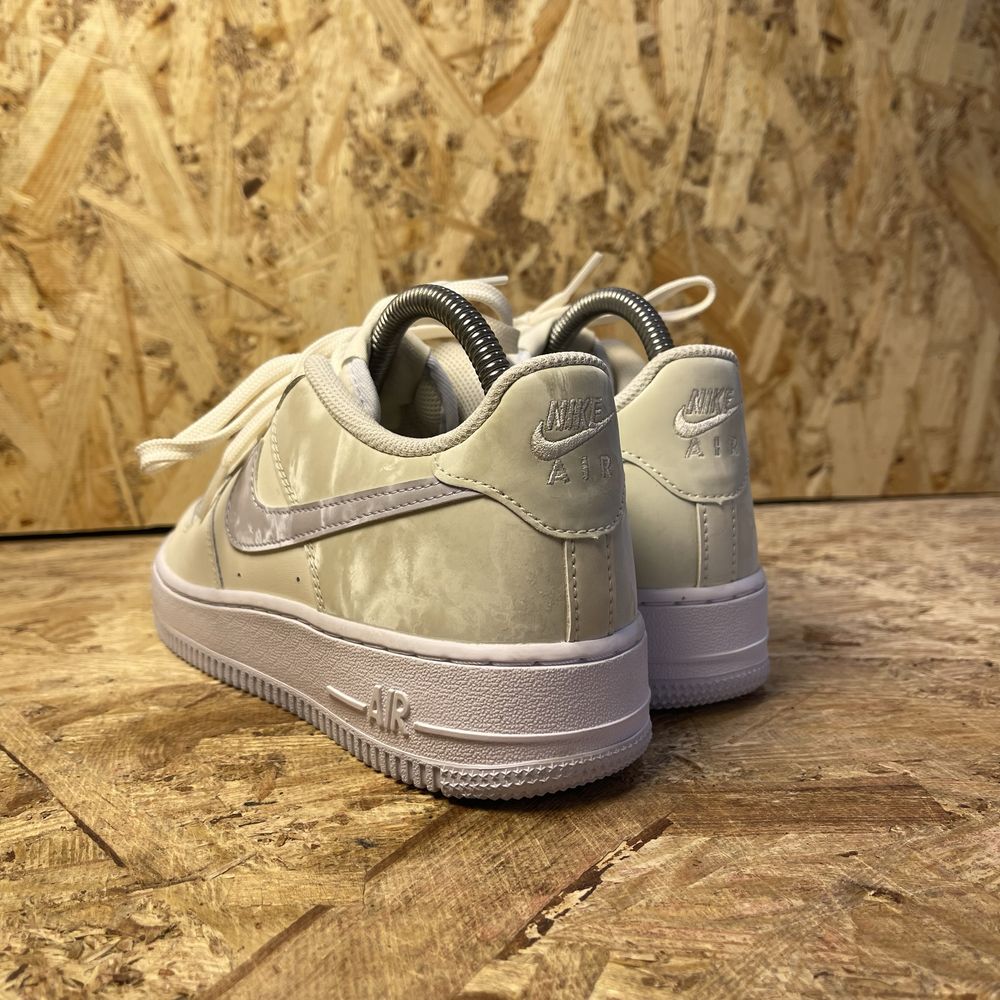 Жіночі кросівки Nike Air Force 1 Big Kids' Shoes CT3839-110