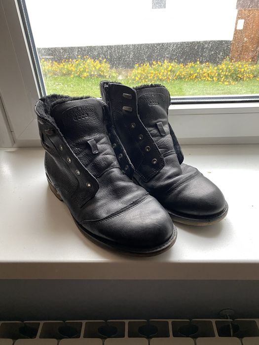 Зимові черевики з натуральної кожи від фірми  Ecco