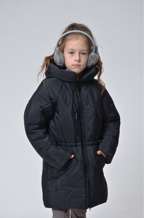 Стьогана зимова куртка для дівчинки
