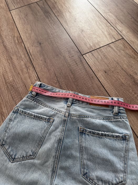 Джинси Stradivarius