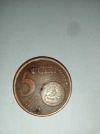 Moeda espanhola 5 cêntimos 1999 com defeito de cunhagem.