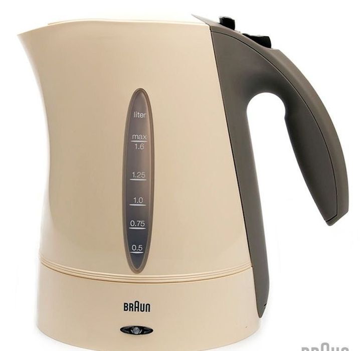 Чайник Braun WK210(колір молочний)