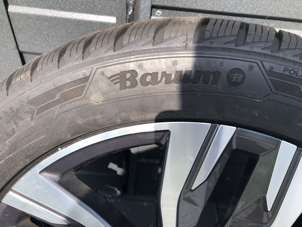 Renault talisman megane kola felgi 245/45/18 barum zima 5x114.3