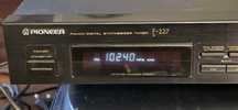 Tuner pioneer F-227