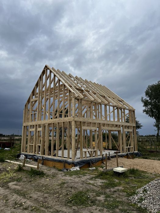 Domy szkieletowe, zadaszenia, tarasy, garaże wiaty, dostawa montaż