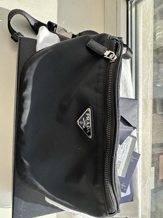 Prada сумка бананка