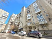 2к."ЧЕШКА", 8/9ц, 50м2, житл.стан! не кутова!, сонячна! 45000уо!