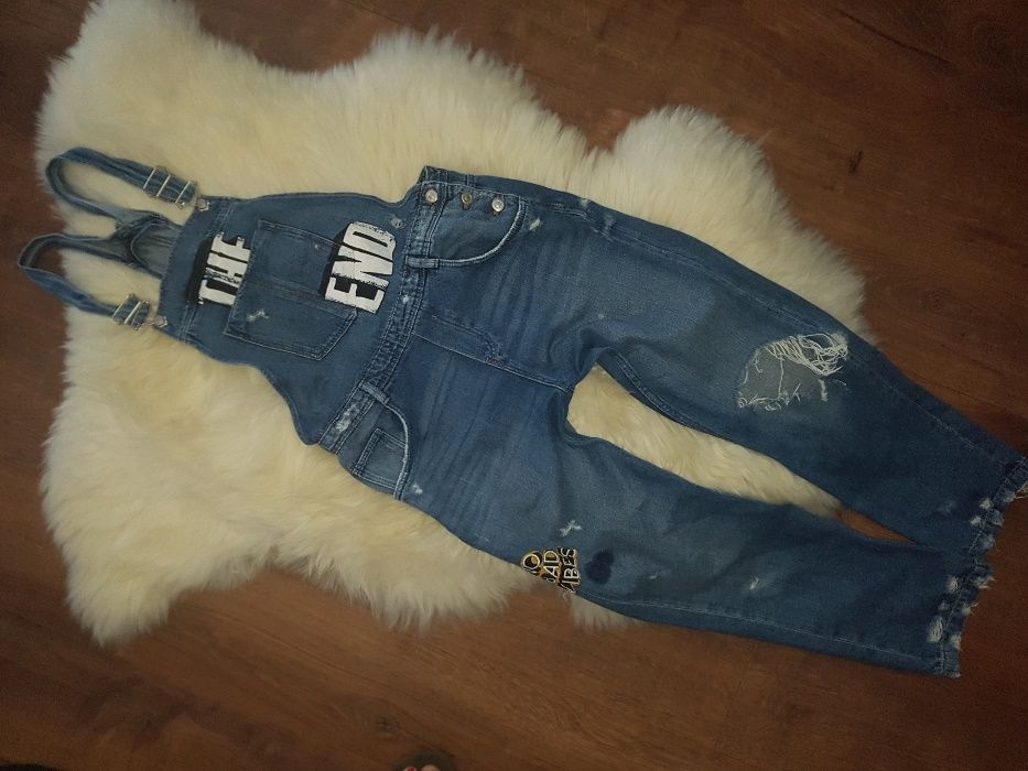 Mega modne jeansy ZARA dziury ,napisy THE END S