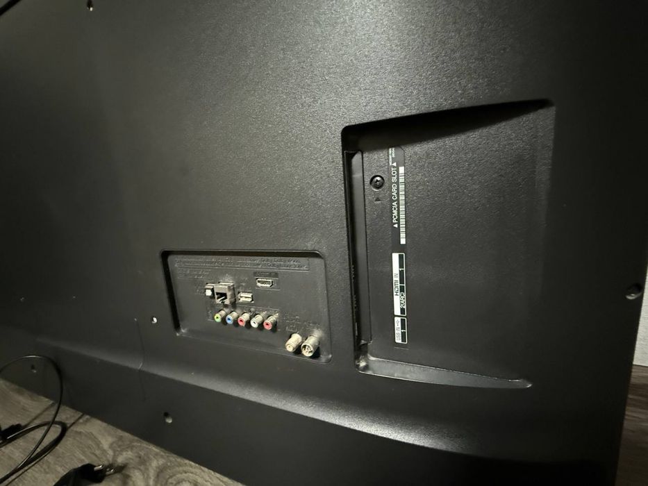 Телевізор LG 49UM7050PLF 2020рік. Плазма 49”