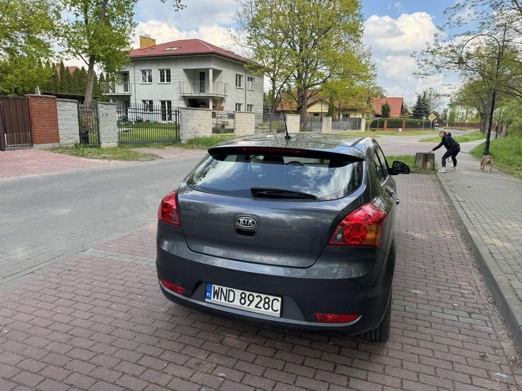 Kia Pro Cee'd 2008 1.6 benzyna dobry stan niski przebieg