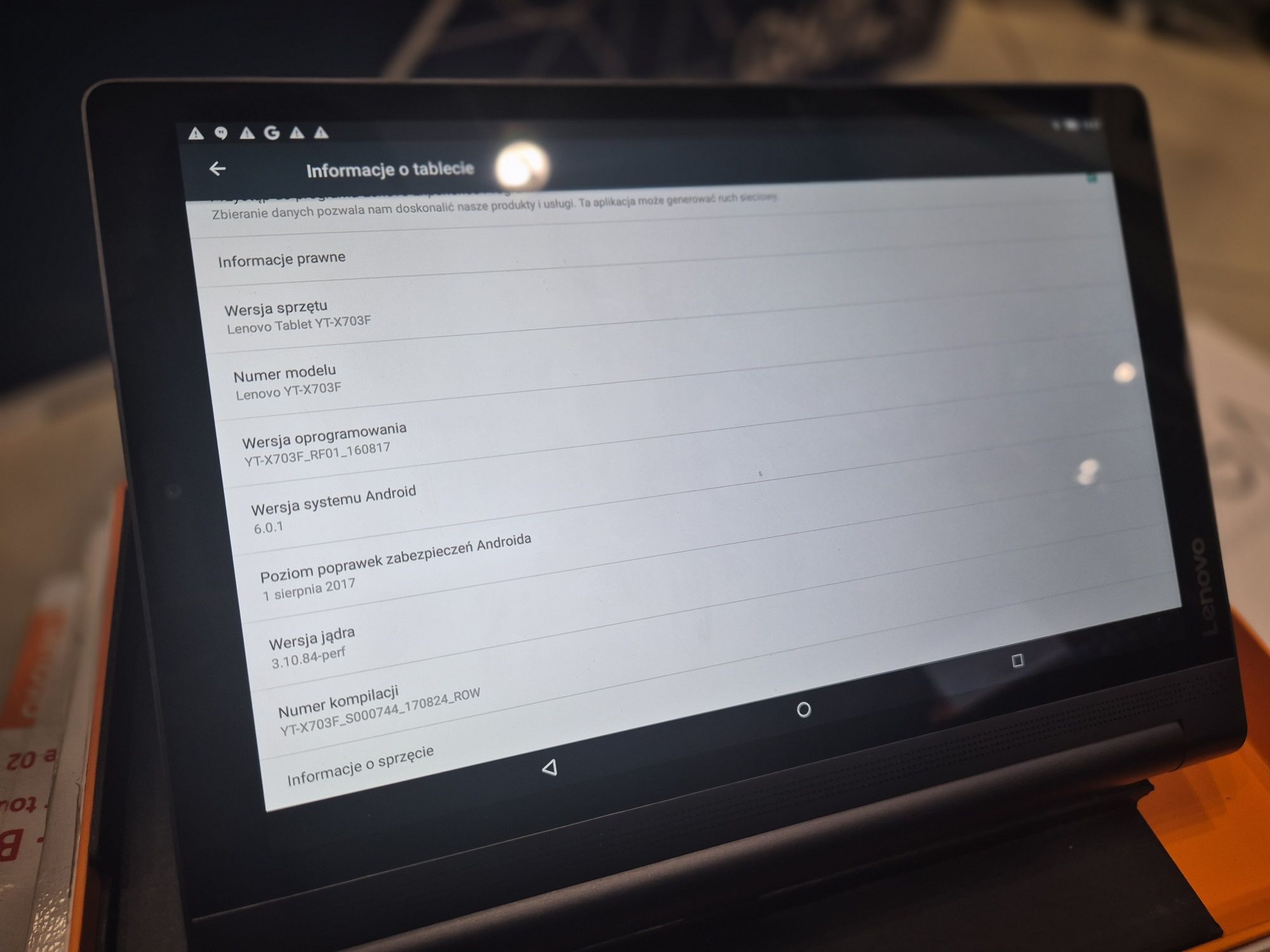 Tablet Lenovo Yoga Tab 3 pro 2k 3gb 32gb puma black skora