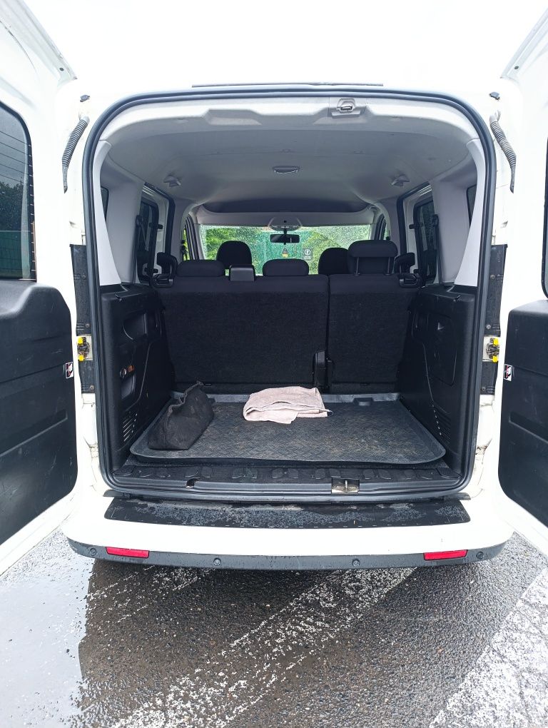 Fiat Doblo 1.3D // Super Stan // 5-Osób // Klima // Alusy // Zamiana /