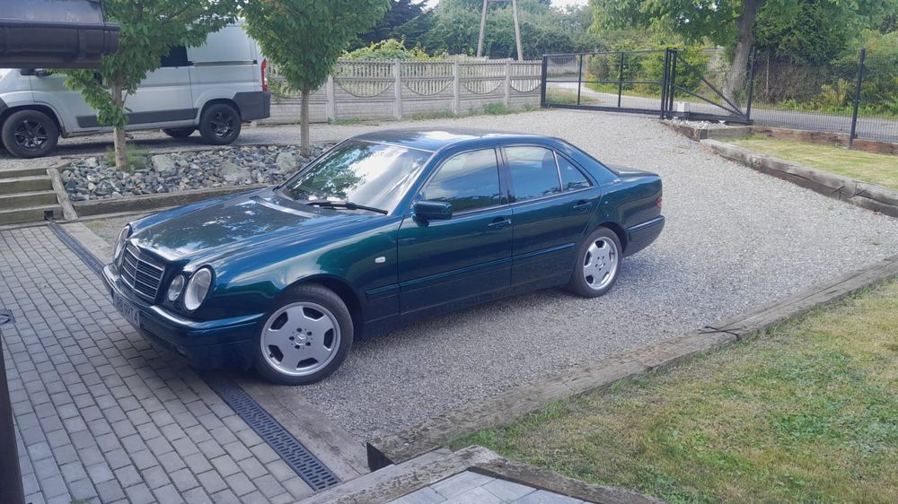 Mercedes w210 2.3 lpg klima xenon  automat