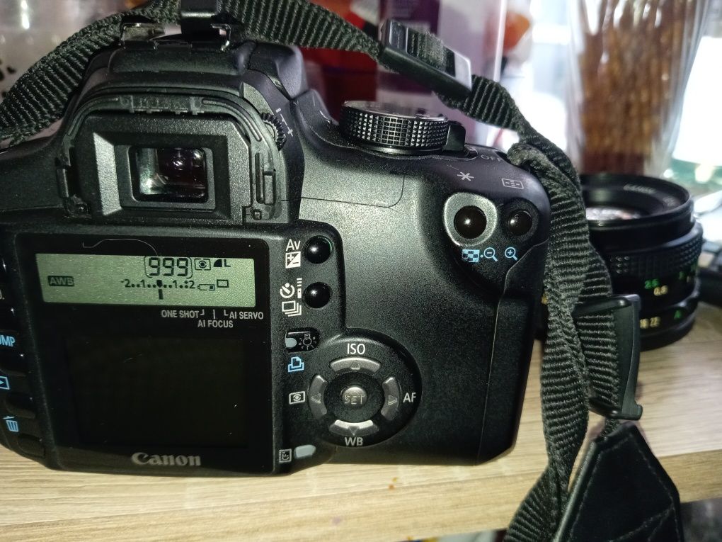 Aparat Canon lustrzanka stan bardzo dobry