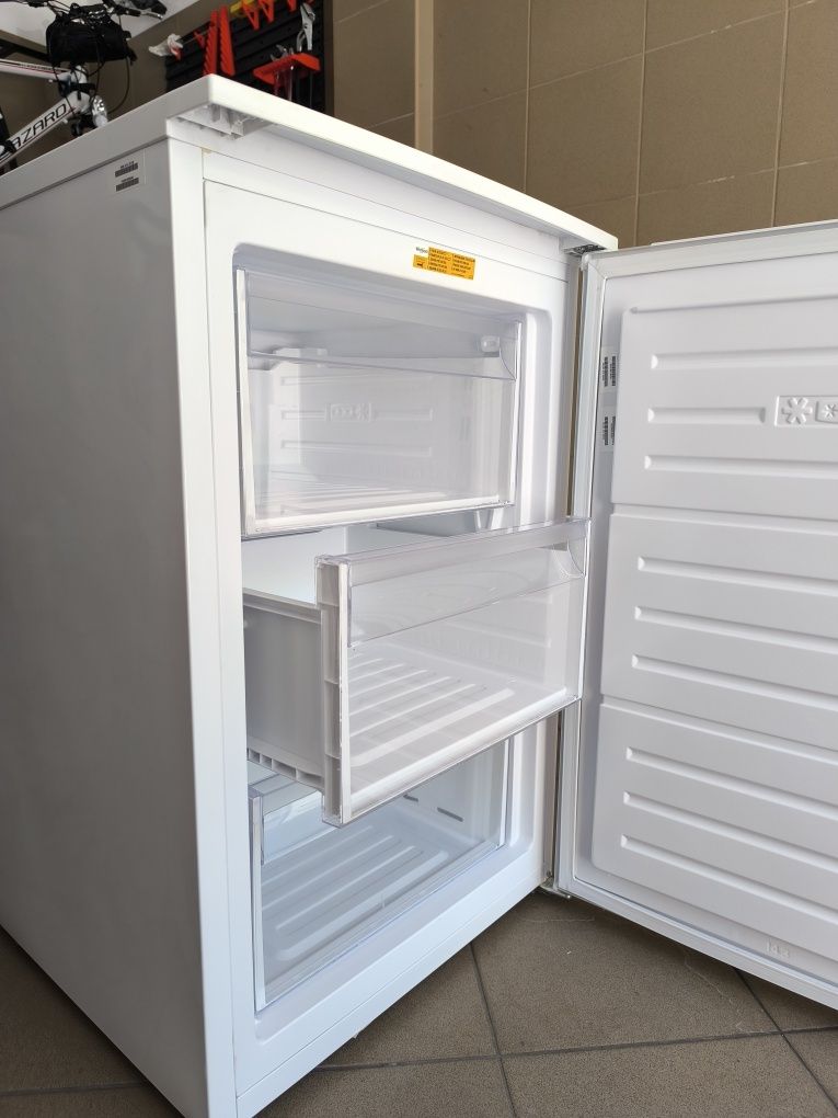 Zamrażarka wolnostojąca Whirlpool W55ZM 111W okazja jak nowa!