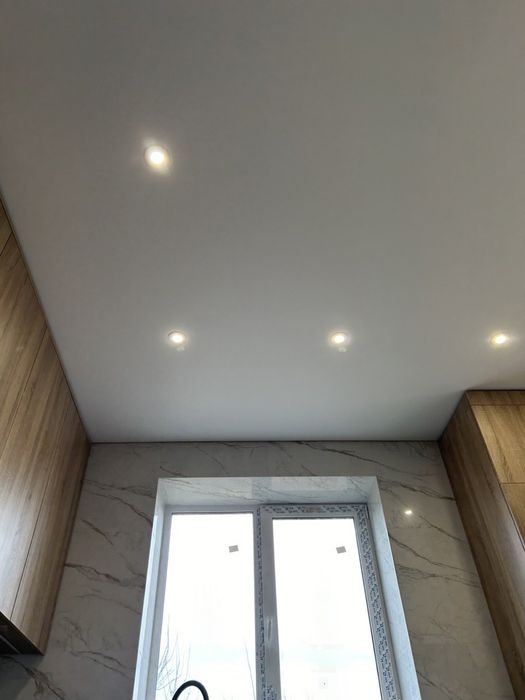 ДУБНО! Глянцеві, білі, матові натяжні стелі, глянцеві натяжні стелі