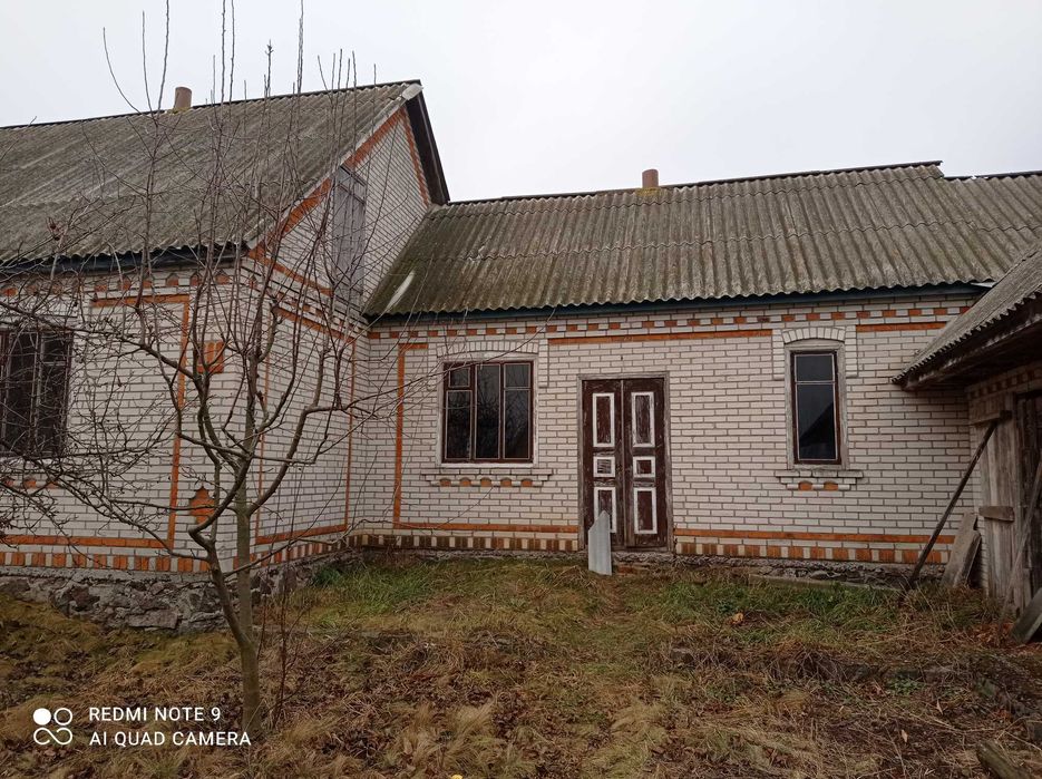 новий будинок в тихому куточку села