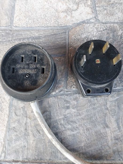 Розетка з вилкою силова 380в 25А