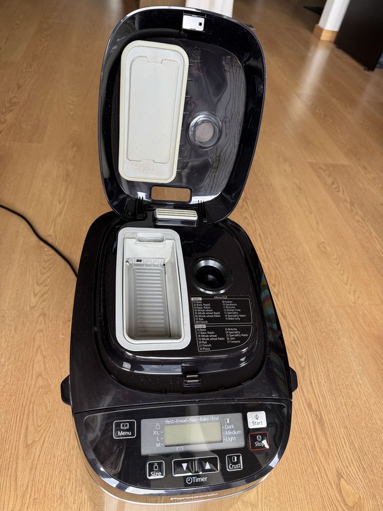 Máquina de fazer pão PANASONIC SD-ZB2502
