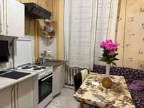 Продам 2-х к.кв.- 55м.кв. в Центре на Садовой 2-527-910