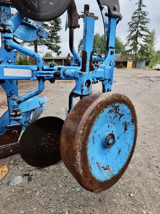 Плуг оборотний Lemken Opal 090 / 90 Лемкен опал на МТЗ