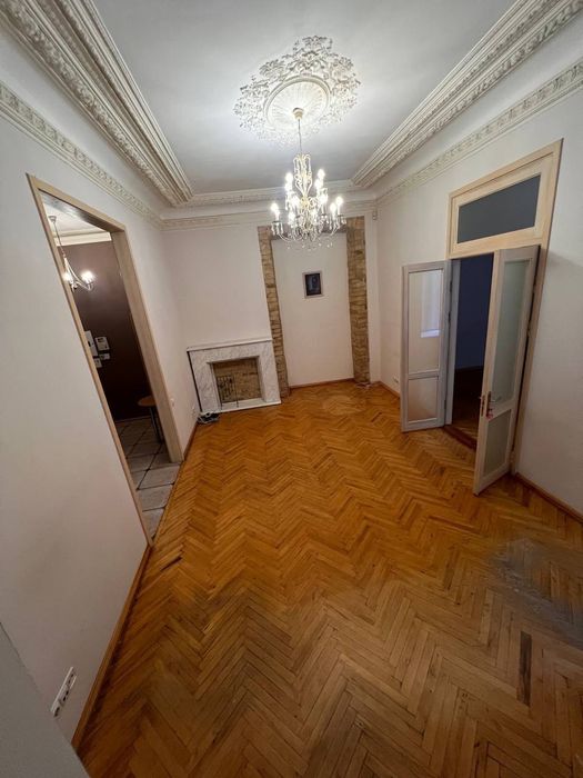 Київ, Шевченківський, бульвар Шевченко 48, 2-кімн. 1 /4 цегла . 64м.кв