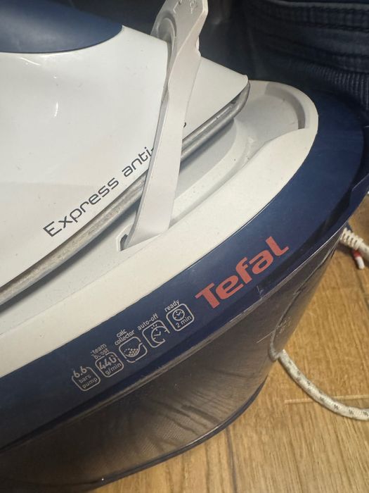 Żelazko parowe Tefal