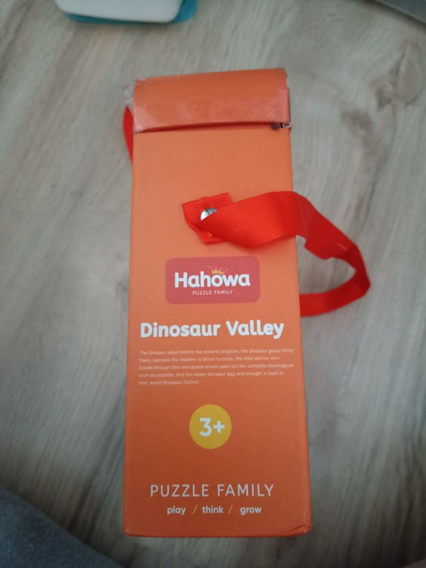 Puzzle konturowe dinozaury