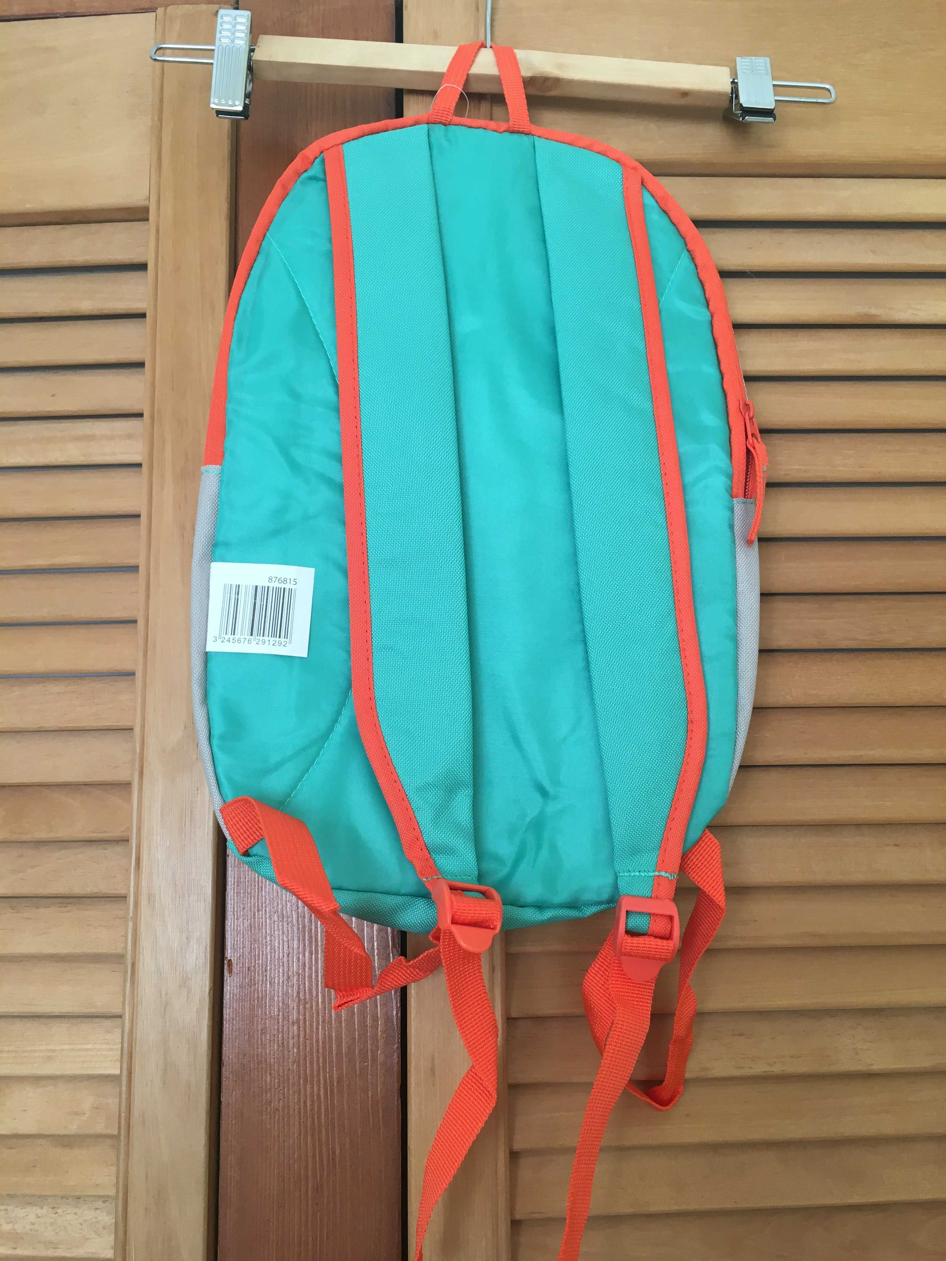 Mochilas com cores,ambas novas com etiquetas