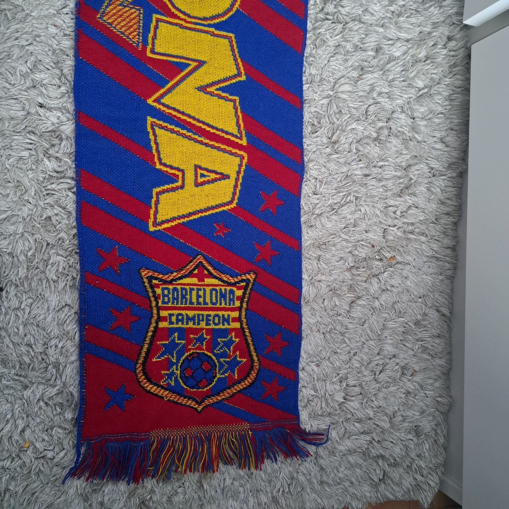 Szalik FC Barcelona, naklejki i ołówek