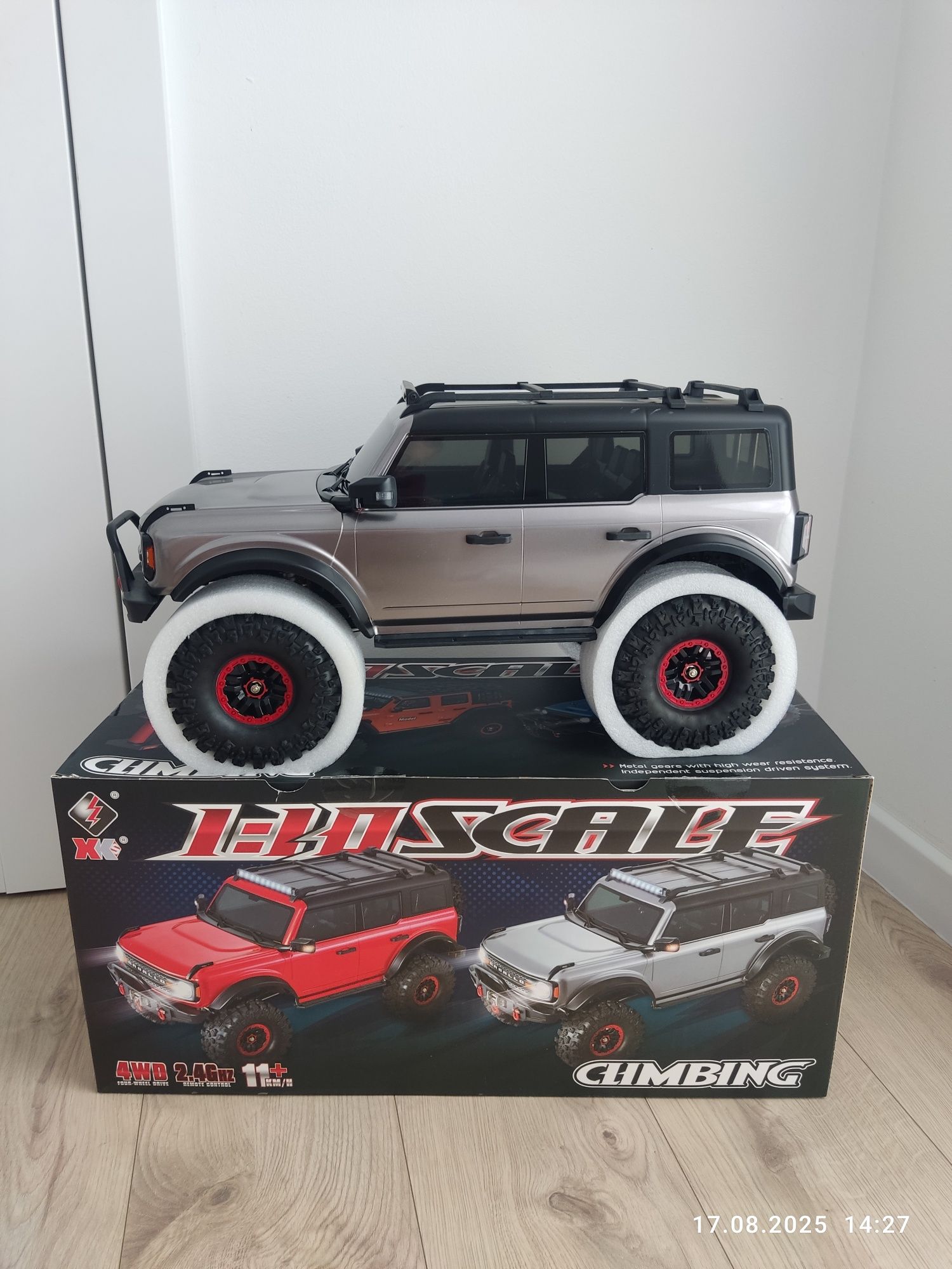 RC crawle wltoys  1/10 4x4