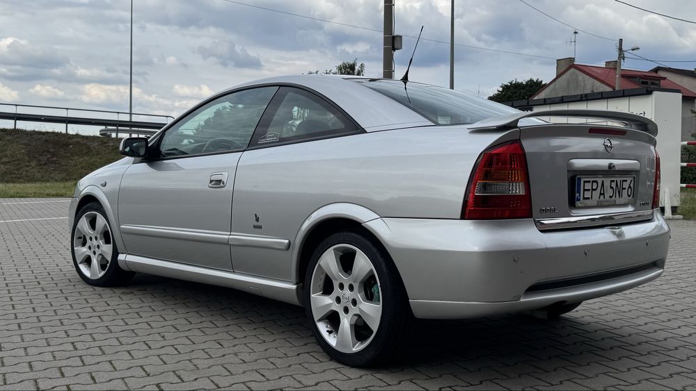 Opel Astra Bertone Coupe 2.2