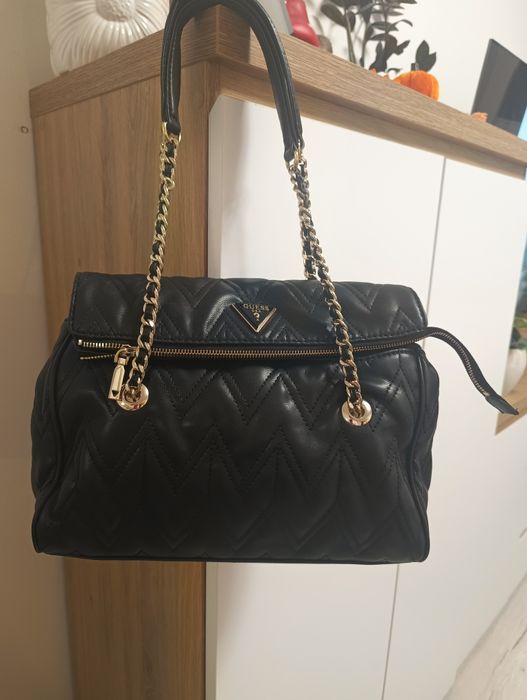 Torebka guess z logowania podszewka