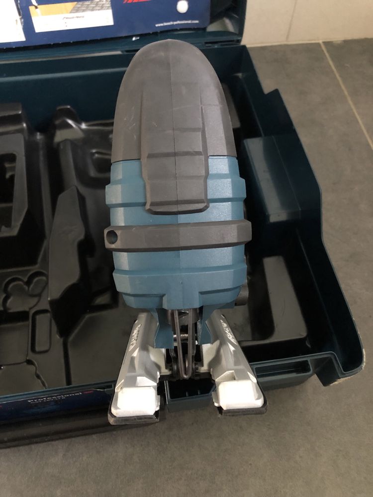 Акум.лобзик Bosch GST 18V-Li B