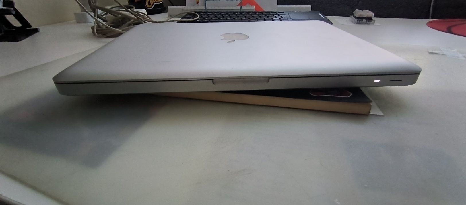 MacBook Pro 13 inch mac Os Catalina