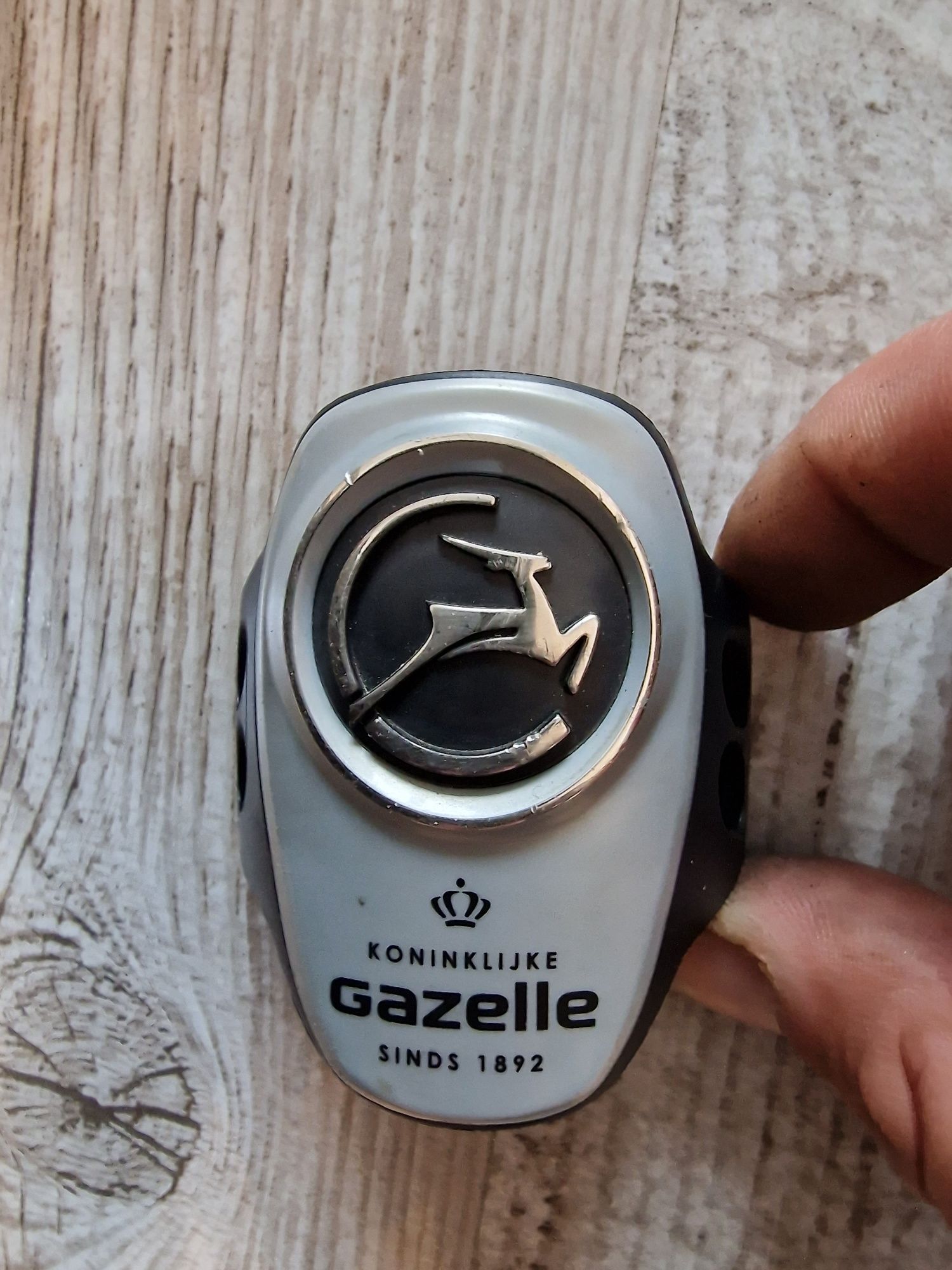 Emblemat logo Gazelle