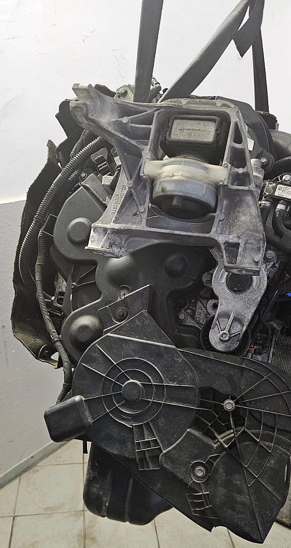 Silnik Kompletny Peugeot Citroen C4 Picasso Ii 2/1.6 E-Hdi 9H05 Siemen