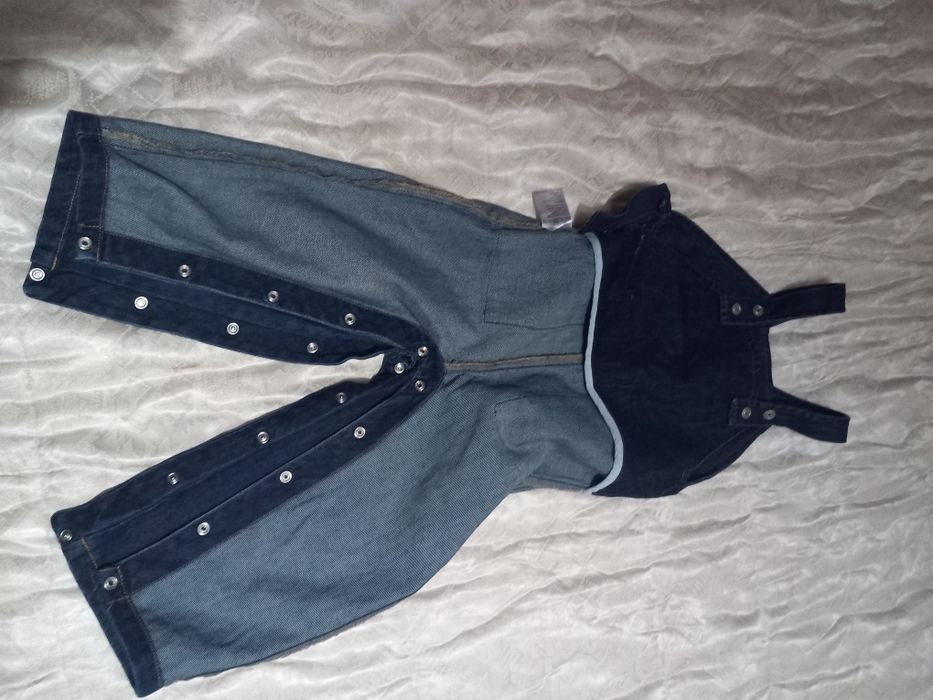 Jardineiras de ganga, 24 meses