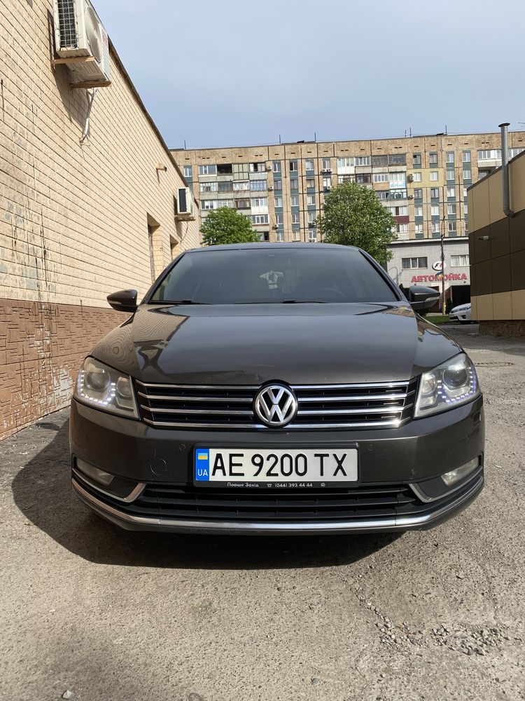 Volkswagen Passat B7 2.0td Офіціал