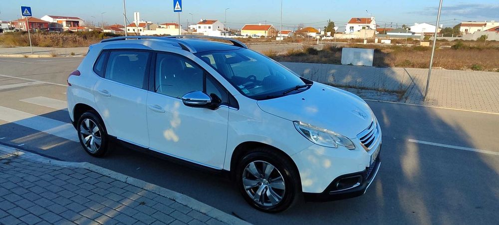 Peugeot 2008 1.6 HDI Alure
