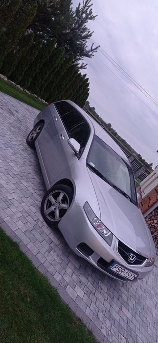 Honda Accord  2.0