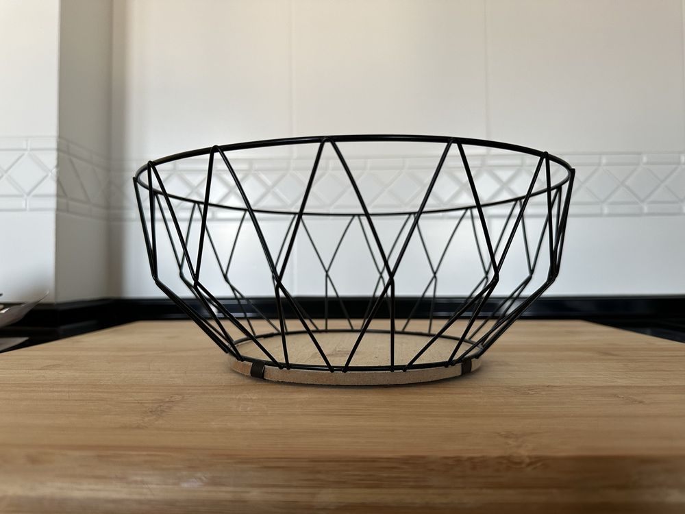 Cesta/o para fruta de metal