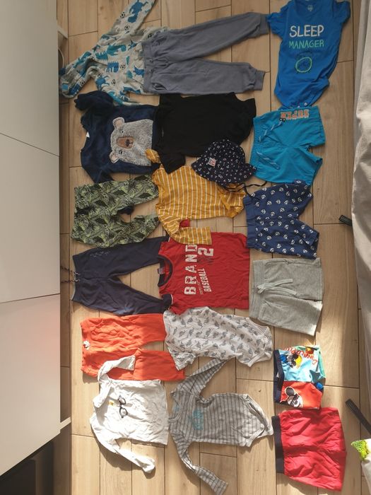 Paczka ubranek dla chłopca 90 elementów. Rozmiar 92/98